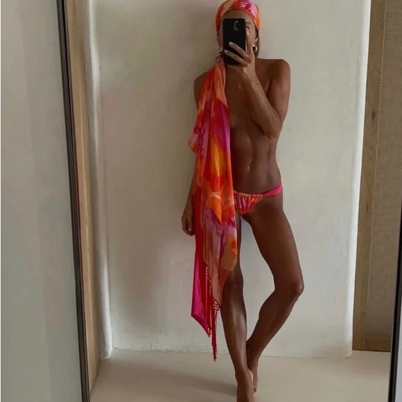 Rat & Boa Sarong - Picture 1 of 7